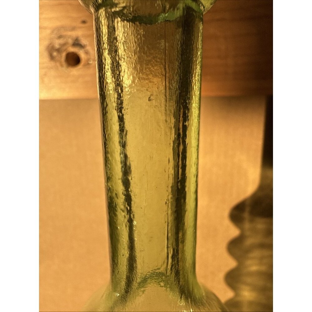 Green Beehive Ribbed Glass Bottle Vase 12” Tall – Mid Century Decorative Retro - Picture 5 of 9